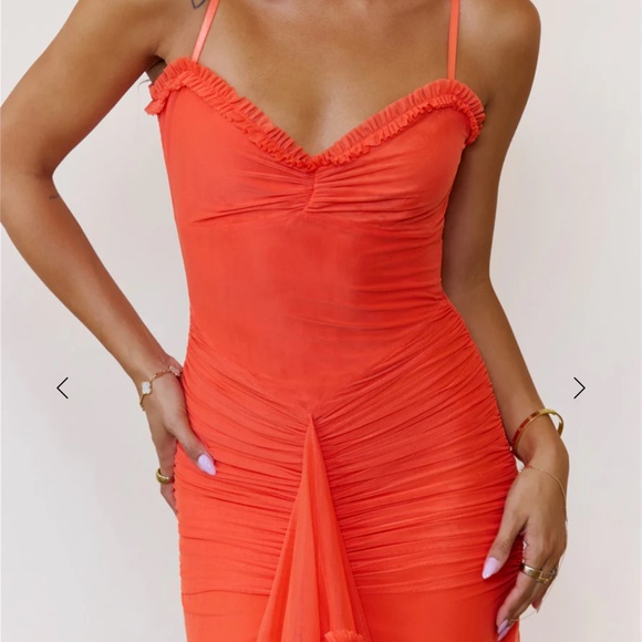 Hello Molly Dress - Picture 3 of 4